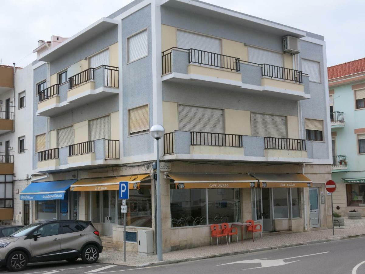Serena Beach 2 Назаре Екстер'єр фото