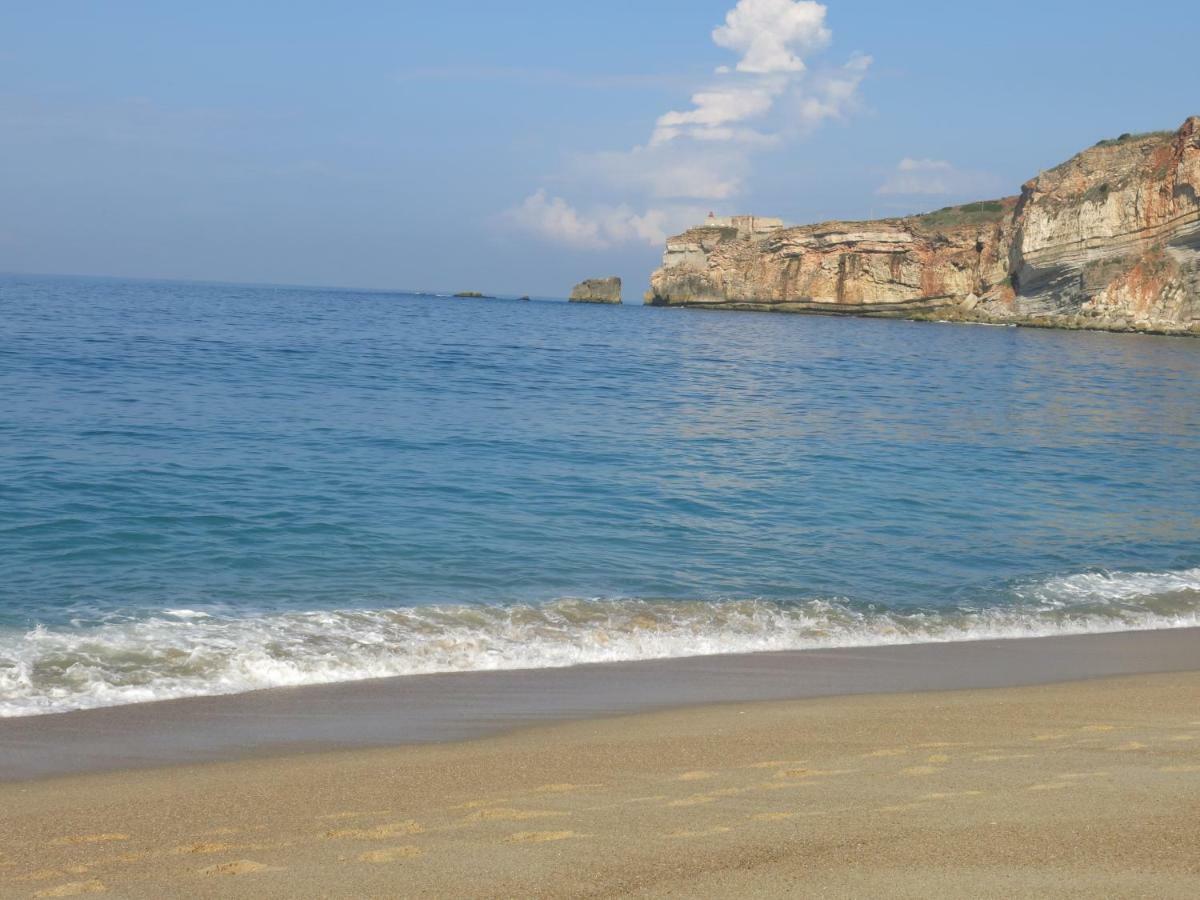 Serena Beach 2 Назаре Екстер'єр фото