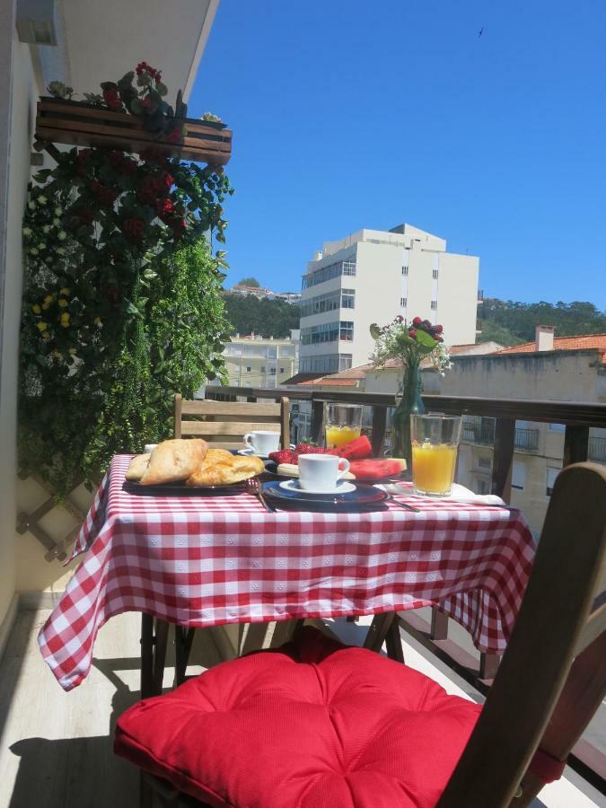 Serena Beach 2 Назаре Екстер'єр фото